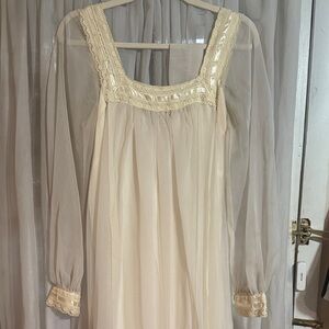 Vintage Elegant Cream Sheer Dress